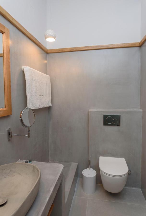 Theasis Suites 阿莫尔戈斯 外观 照片